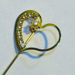 Vintage heart pearl crystal stick pin